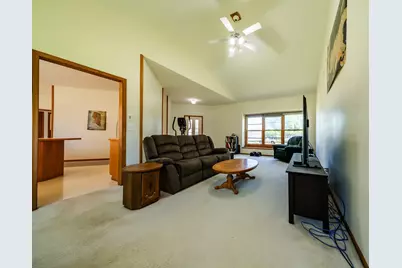 611 3rd Avenue SW, Long Prairie, MN 56347 - Photo 8