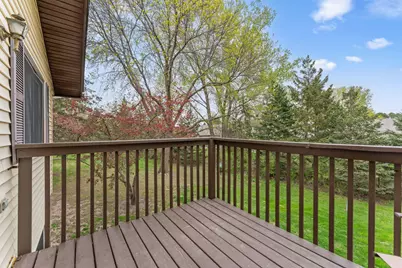 907 Heritage Court W, Vadnais Heights, MN 55127 - Photo 14