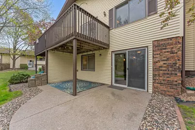 907 Heritage Court W, Vadnais Heights, MN 55127 - Photo 36