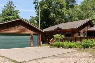 9364 Ossawinnamakee Rd, Pequot Lakes, MN 56472 - Photo 1
