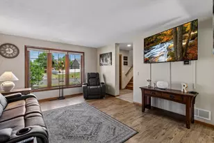 7370 158th St W, Apple Valley, MN 55124 - Photo 10