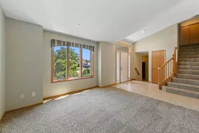 9719 Hillside Trail S, Cottage Grove, MN 55016 - Photo 2