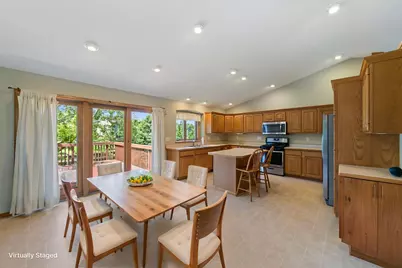9719 Hillside Trail S, Cottage Grove, MN 55016 - Photo 4
