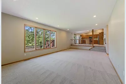 9719 Hillside Trail S, Cottage Grove, MN 55016 - Photo 8