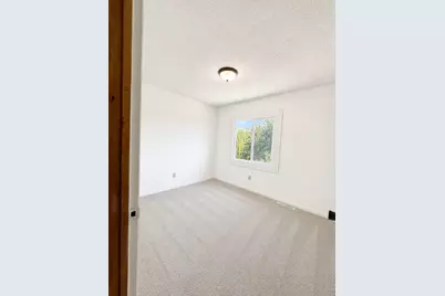 9142 Woodhall Crossing N, Minneapolis, MN 55443 - Photo 18