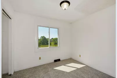9142 Woodhall Crossing N, Minneapolis, MN 55443 - Photo 56