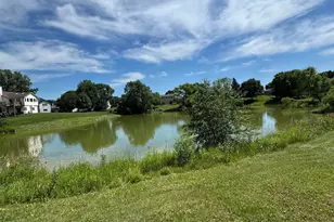 9142 Woodhall Crossing N, Minneapolis, MN 55443 - Photo 40