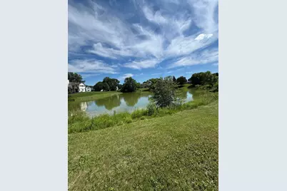 9142 Woodhall Crossing N, Brooklyn Park, MN 55443 - Photo 16