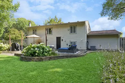 13404 Arthur Street W, Minnetonka, MN 55305 - Photo 32