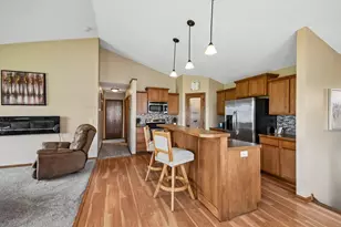 12720 314th St, Lindstrom, MN 55045 - Photo 10