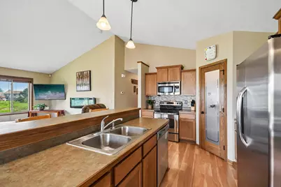 12720 314th Street, Lindstrom, MN 55045 - Photo 6