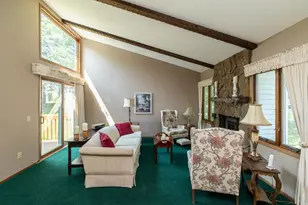 3139 Quarry Ct, Eagan, MN 55121 - Photo 4