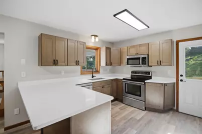 320 Jenny Lane, Owatonna, MN 55060 - Photo 8