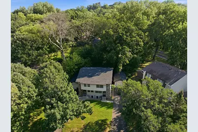 688-690 Burlington Road, Saint Paul, MN 55119 - Photo 2