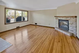 4201 40th Ave N, Robbinsdale, MN 55422 - Photo 6