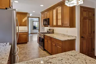 4201 40th Ave N, Robbinsdale, MN 55422 - Photo 4