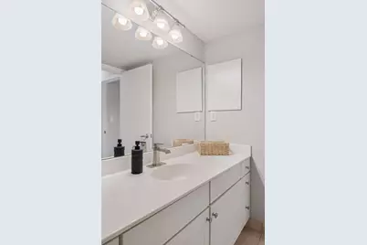 110 1st Avenue NE #F704, Minneapolis, MN 55413 - Photo 22