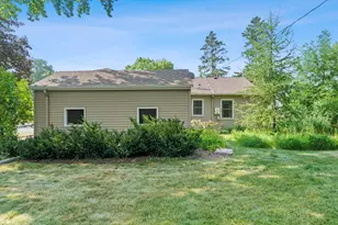 743 Parkview Ave, Saint Paul, MN 55117 - Photo 40