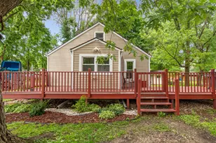 213 Finch St S, Mankato, MN 56001 - Photo 2