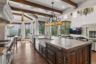 465 Spring Hill Rd, Wayzata, MN 55391 - Photo 28