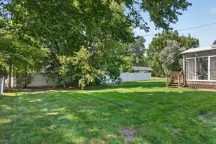 1772 Eldridge Ave W, Roseville, MN 55113 - Photo 14