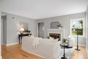 4225 Ewing Ave N, Robbinsdale, MN 55422 - Photo 8