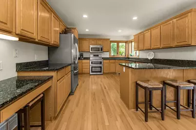 10900 Alison Way, Inver Grove Heights, MN 55077 - Photo 6