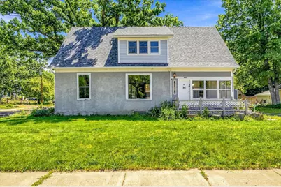 810 Chieftain Street, Osceola, WI 54020 - Photo 2