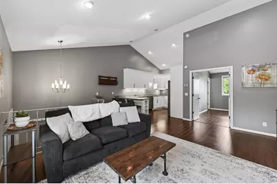 834 Seal Street, Saint Paul, MN 55114 - Photo 2