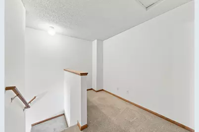 17973 Cobblestone Way, Eden Prairie, MN 55347 - Photo 20