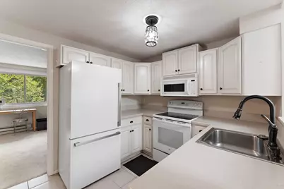 17587 Pond Circle, Eden Prairie, MN 55346 - Photo 8