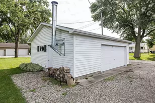 213 3rd St S, Gaylord, MN 55334 - Photo 24