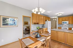 810 Monet Ct, Mendota Heights, MN 55120 - Photo 18