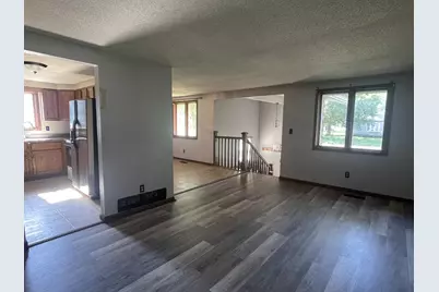 741 Greenwood Avenue, Tracy, MN 56175 - Photo 2