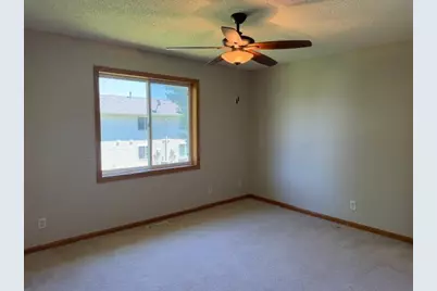 1516 Dublin Court, Shakopee, MN 55379 - Photo 10