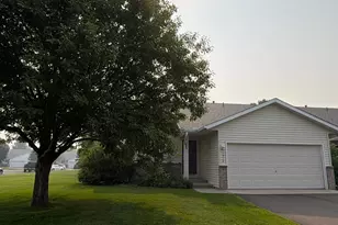 1516 Dublin Ct, Shakopee, MN 55379 - Photo 2