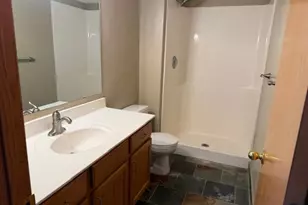 1516 Dublin Ct, Shakopee, MN 55379 - Photo 8