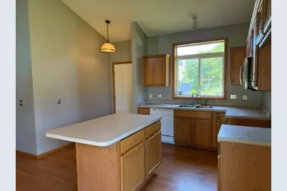 1516 Dublin Court, Shakopee, MN 55379 - Photo 10