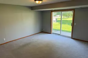 1516 Dublin Ct, Shakopee, MN 55379 - Photo 12
