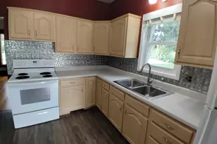 321 S Main St, Sanborn, MN 56083 - Photo 10