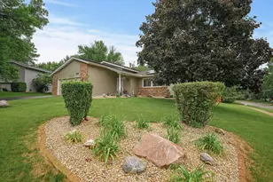 8522 Darnel Rd, Eden Prairie, MN 55347 - Photo 46