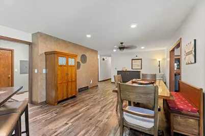 1040 Miles Drive, Worthington, MN 56187 - Photo 14
