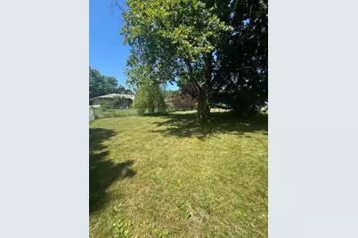 1516 Wellington Crescent, Faribault, MN 55021 - Photo 34