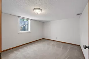 922 23rd Ave NW, New Brighton, MN 55112 - Photo 14