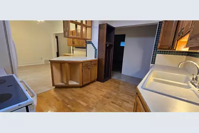 905 College Street N, Fargo, ND 58102 - Photo 22