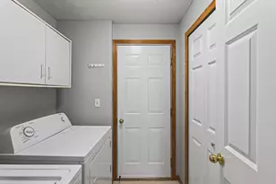6524 154th St W, Apple Valley, MN 55124 - Photo 16