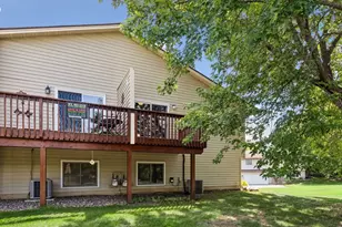 3811 Windcrest Ct, Eagan, MN 55123 - Photo 32