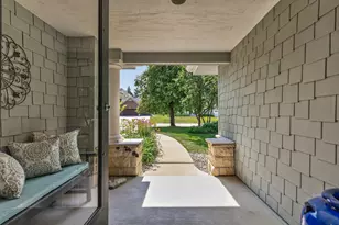 10421 Shelter Grove, Eden Prairie, MN 55347 - Photo 2