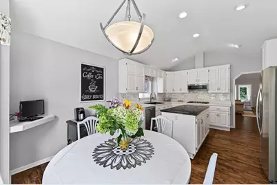 10421 Shelter Grove, Eden Prairie, MN 55347 - Photo 24