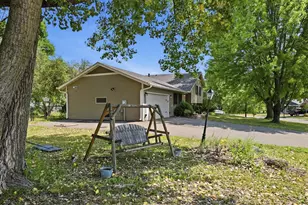 6600 Stratford Rd, Woodbury, MN 55125 - Photo 28
